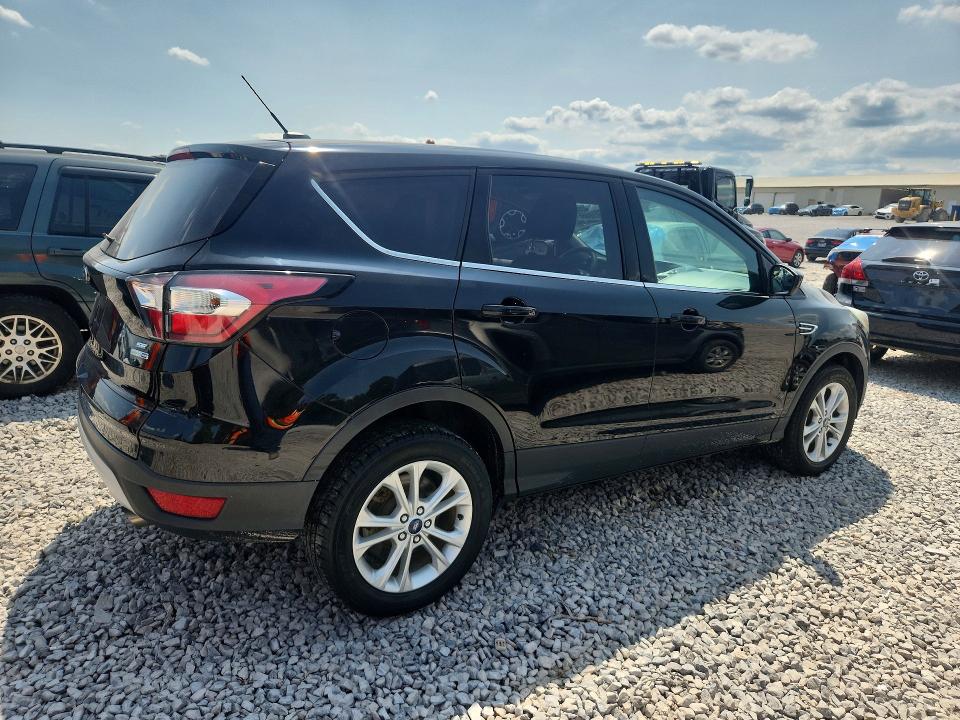 2017 Ford Escape მანქანა იყიდება აუქციონზე, vin: 1FMCU9GD8HUA57268, აუქციონის ნომერი: 59018466