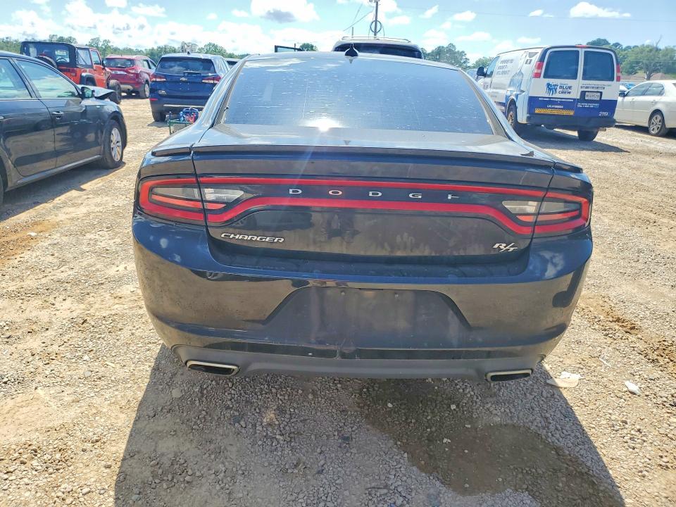 56770286 :رقم المزاد ، 2C3CDXCT8FH777292 vin ، 2015 Dodge Charger مزاد بيع