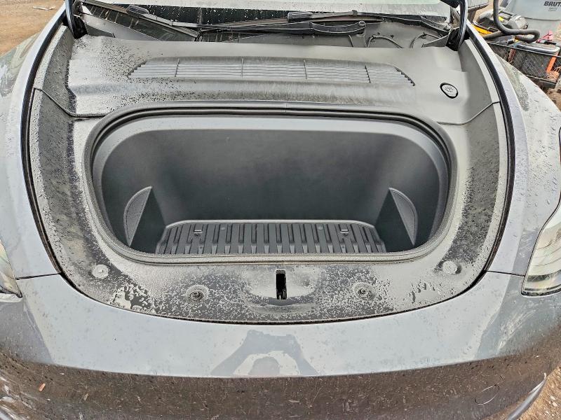 Продаж на аукціоні авто 2023 Tesla Model Y, vin: 7SAYGDEEXPF698951, номер лоту: 57942226