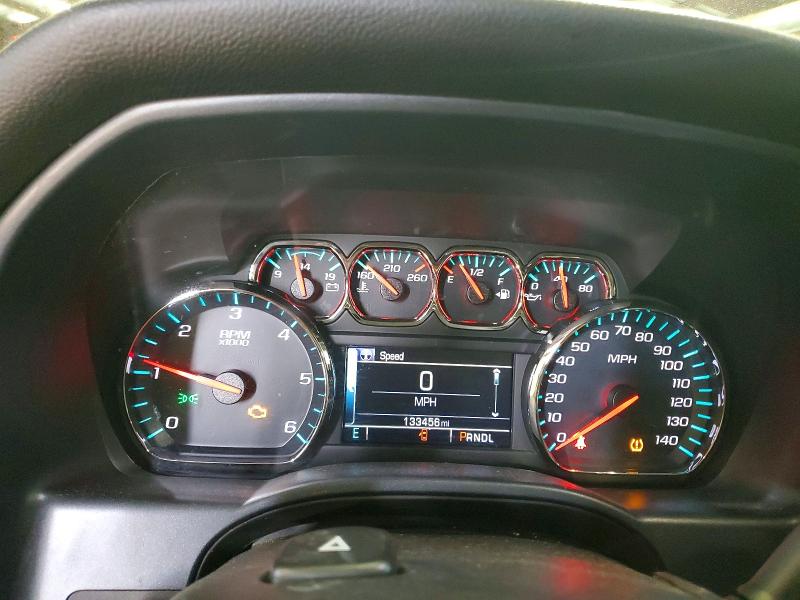 Продаж на аукціоні авто 2018 Chevrolet Silverado, vin: 3GCUKREC6JG582461, номер лоту: 56984106