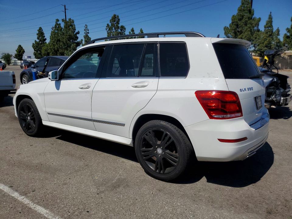 57092116 :رقم المزاد ، WDCGG5HB4FG413031 vin ، 2015 Mercedes-benz Glk مزاد بيع