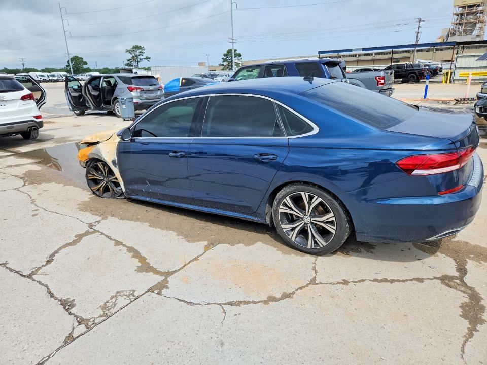 Продаж на аукціоні авто 2022 Volkswagen Passat, vin: 1VWSA7A39NC004543, номер лоту: 57374176