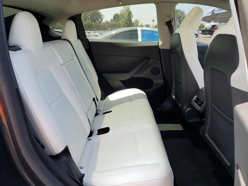 55795076 :رقم المزاد ، 7SAYGDED3RF093504 vin ، 2024 Tesla Model Y مزاد بيع