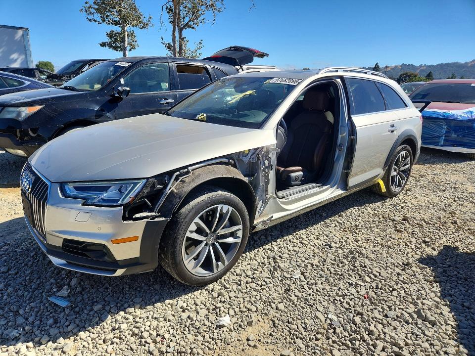 Продаж на аукціоні авто 2017 Audi A4 Allroad, vin: WA19NAF40HA050700, номер лоту: 97682095
