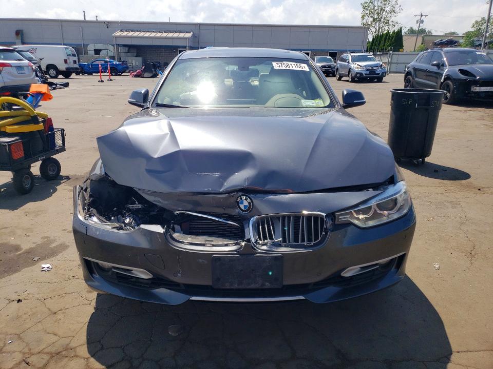 2013 Bmw 335 მანქანა იყიდება აუქციონზე, vin: WBA3B9C53DF586373, აუქციონის ნომერი: 57581166