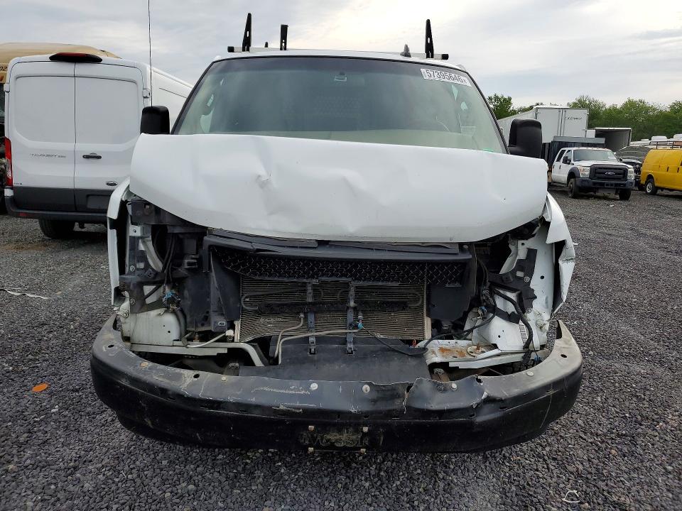57395646 :رقم المزاد ، 1GCWGAFG8K1249465 vin ، 2019 Chevrolet Express G2500 مزاد بيع