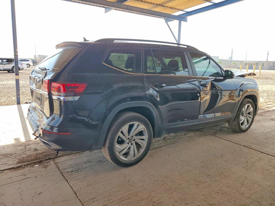 57558226 :رقم المزاد ، 1V2JR2CA8MC608572 vin ، 2021 Volkswagen Atlas مزاد بيع