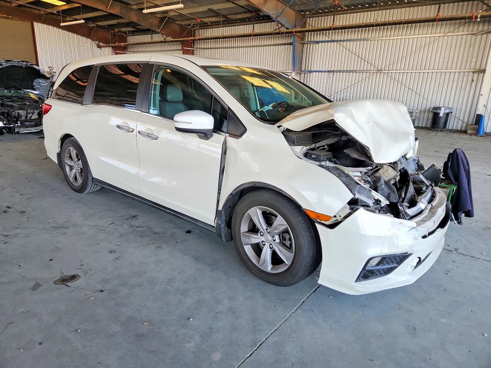 Продажа на аукционе авто 2018 Honda Odyssey, vin: 5FNRL6H70JB043386, номер лота: 57627066
