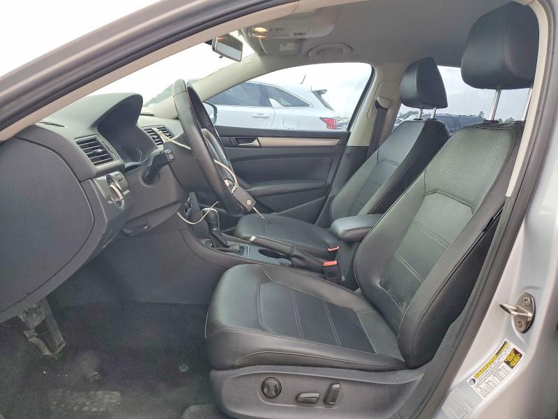 57435526 :رقم المزاد ، 1VWAT7A37FC049567 vin ، 2015 Volkswagen Passat مزاد بيع