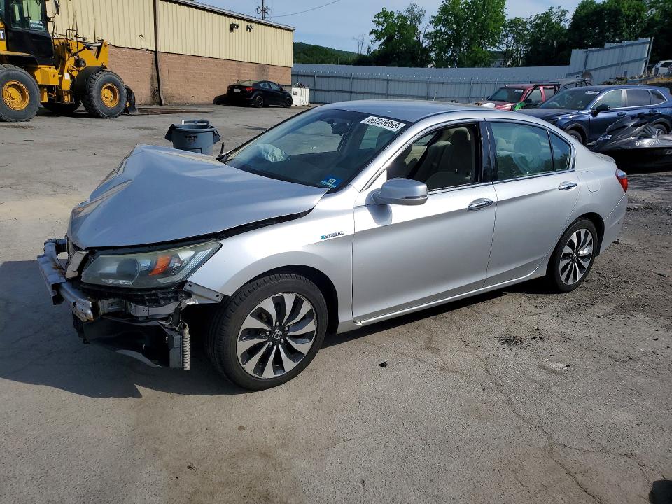 2015 Honda Accord მანქანა იყიდება აუქციონზე, vin: 1HGCR6F31FA002108, აუქციონის ნომერი: 56228066