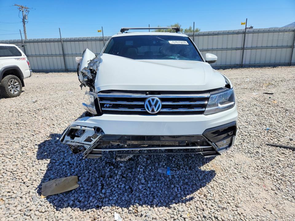 57675036 :رقم المزاد ، 3VV2B7AX4JM163533 vin ، 2018 Volkswagen Tiguan مزاد بيع