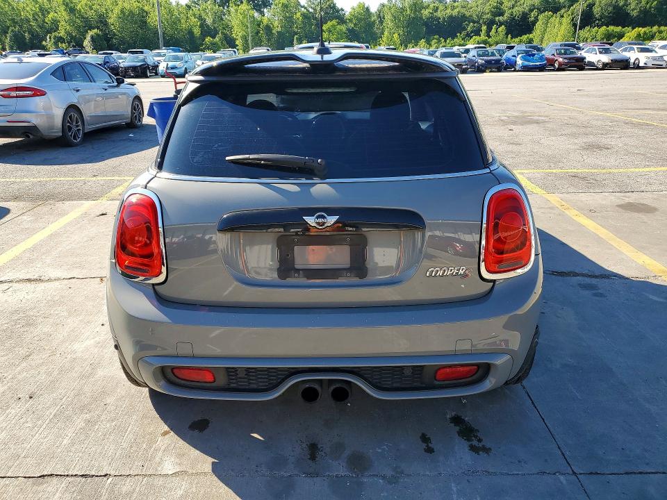 2015 Mini Cooper მანქანა იყიდება აუქციონზე, vin: WMWXP7C53FT740494, აუქციონის ნომერი: 57777536