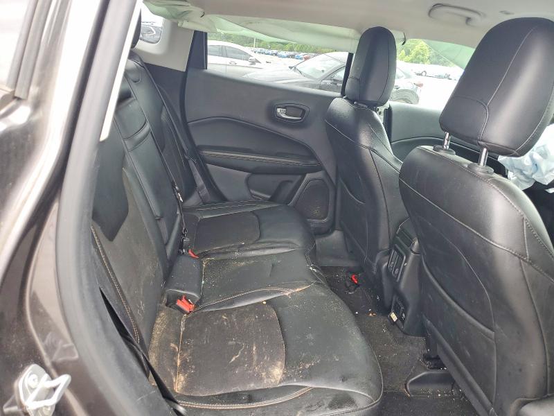 57580726 :رقم المزاد ، 3C4NJCBB3JT124657 vin ، 2018 Jeep Compass مزاد بيع