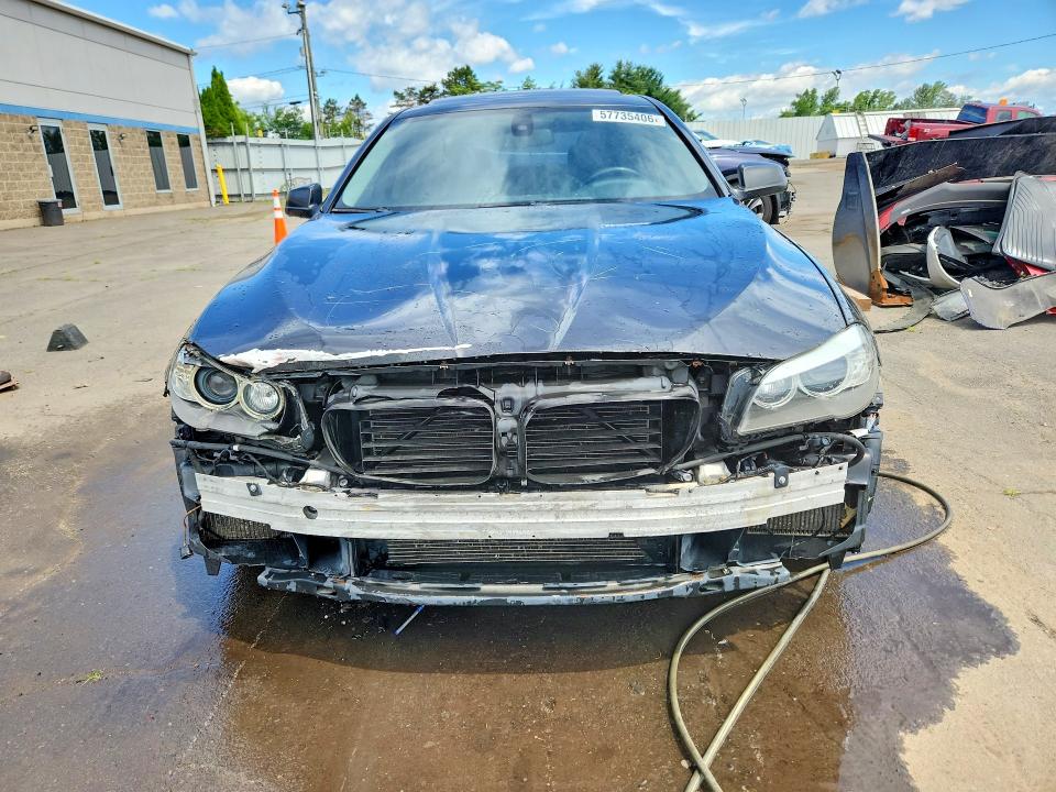 2011 Bmw 535 მანქანა იყიდება აუქციონზე, vin: WBAFR7C53BC601689, აუქციონის ნომერი: 57735406