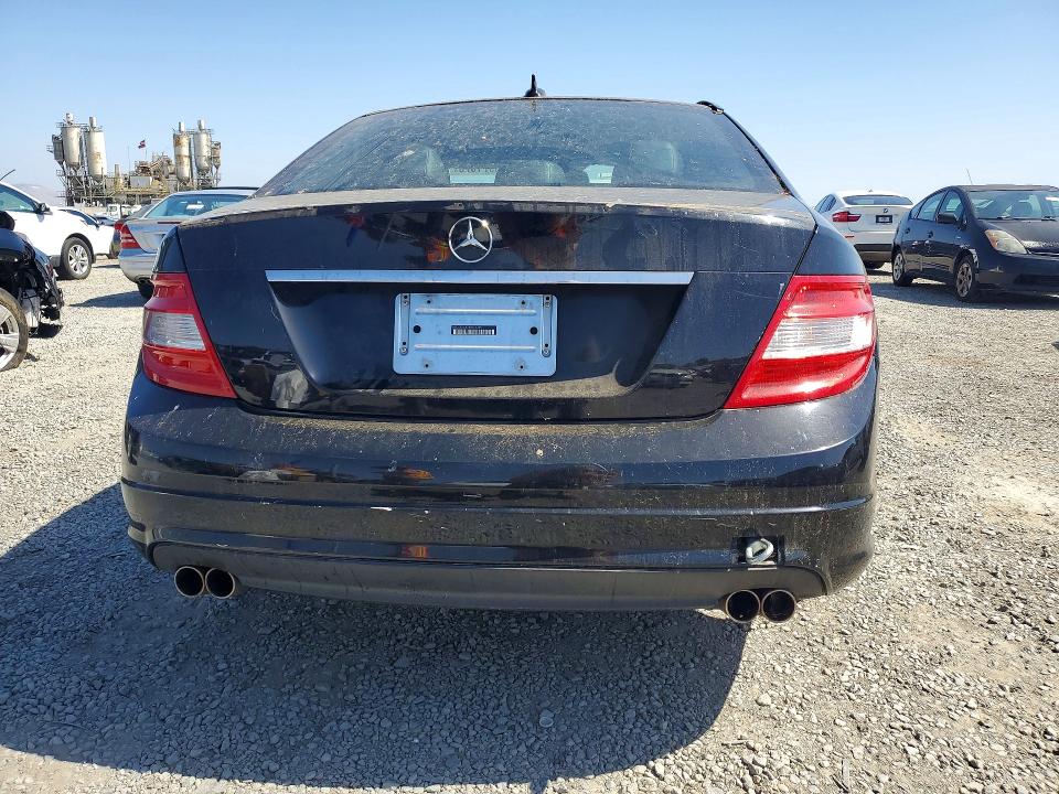 55971576 :رقم المزاد ، WDDGF54X78F047395 vin ، 2008 Mercedes-benz C مزاد بيع