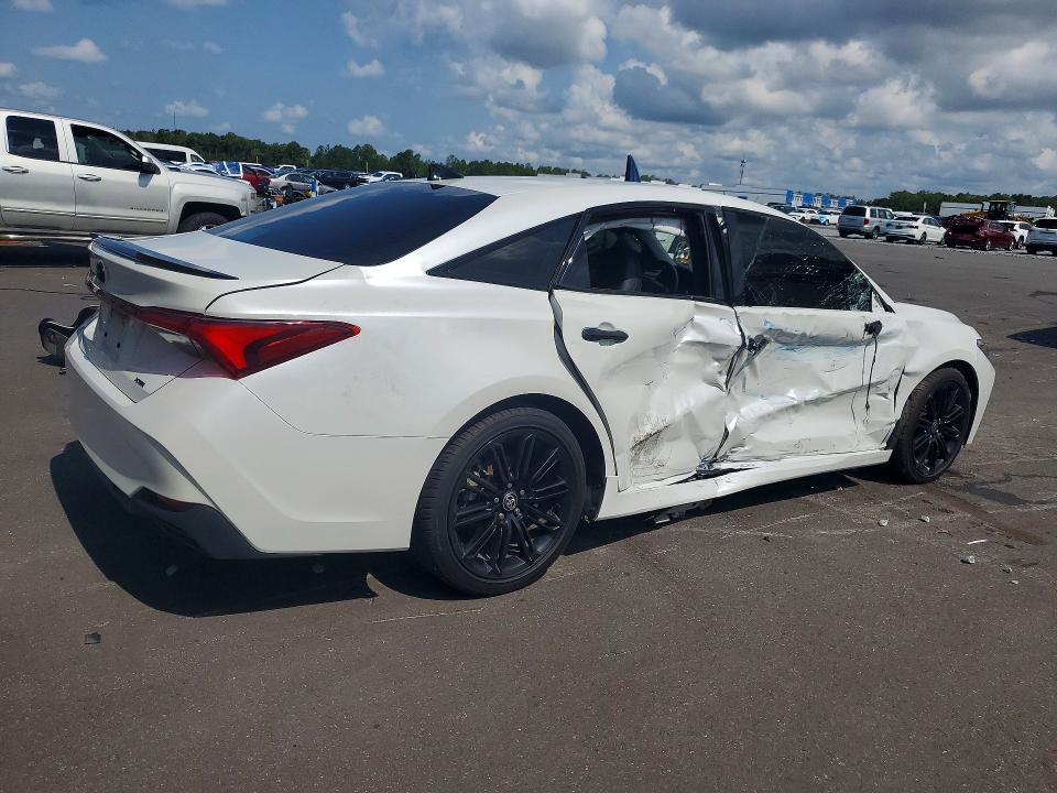 85626165 :رقم المزاد ، 4T1EA1ABXNU011186 vin ، 2022 Toyota Avalon مزاد بيع