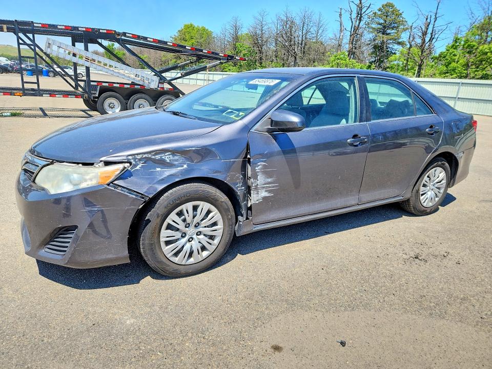 55469876 :رقم المزاد ، 4T4BF1FK6ER365516 vin ، 2014 Toyota Camry مزاد بيع