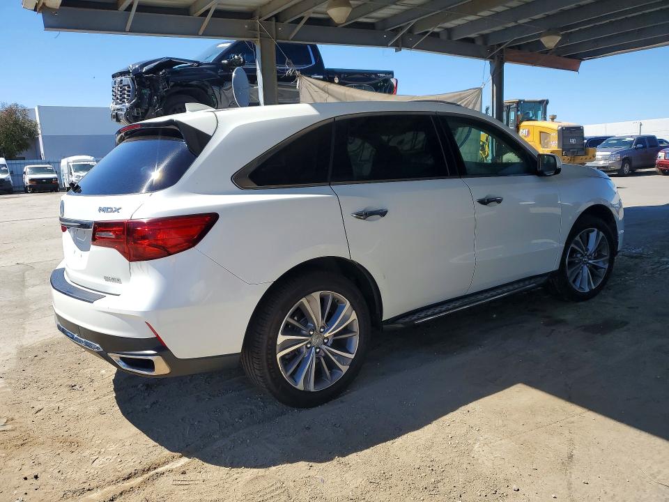 Продаж на аукціоні авто 2018 Acura Mdx, vin: 5J8YD4H52JL016314, номер лоту: 57311446