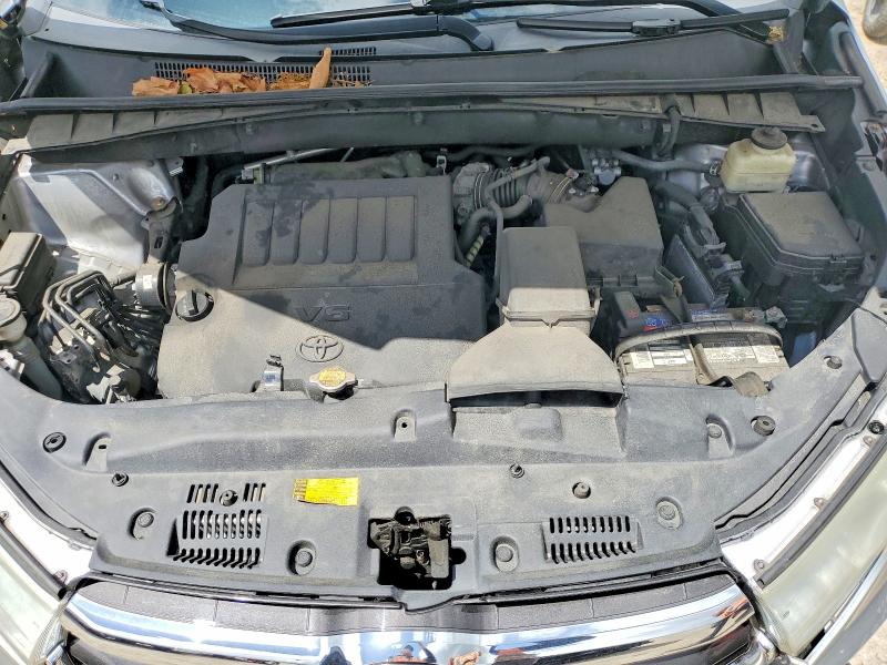 2015 Toyota Highlander მანქანა იყიდება აუქციონზე, vin: 5TDJKRFH0FS138868, აუქციონის ნომერი: 55596666