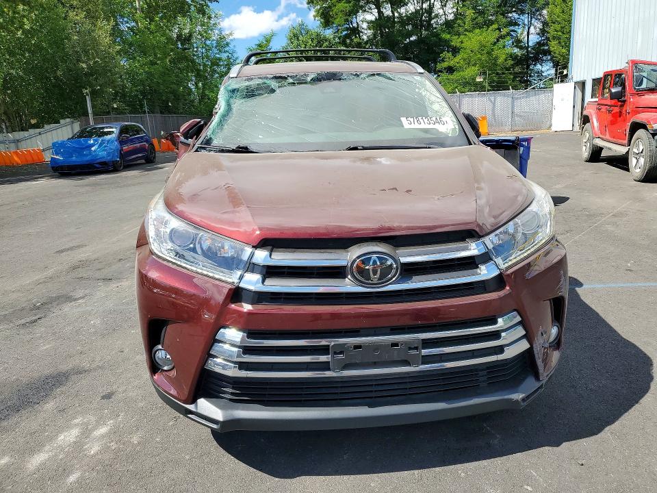 2017 Toyota Highlander მანქანა იყიდება აუქციონზე, vin: 5TDDZRFH7HS433879, აუქციონის ნომერი: 57813546