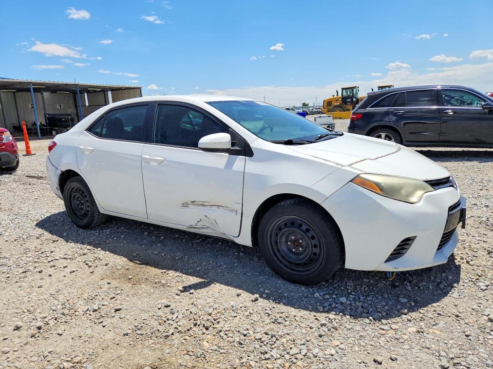 56098666 :رقم المزاد ، 5YFBURHE6FP257454 vin ، 2015 Toyota Corolla مزاد بيع