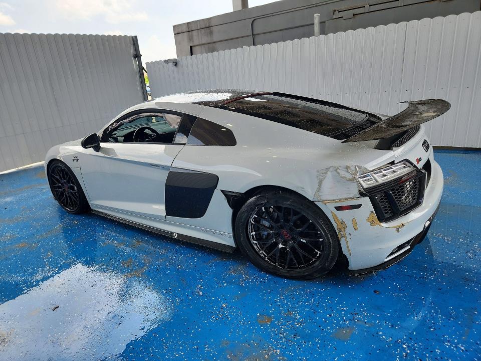 57210836 :رقم المزاد ، WUAKBAFXXH7903954 vin ، 2017 Audi R8 مزاد بيع