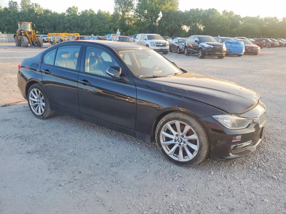 56445806 :رقم المزاد ، WBA3A5G54DNP21839 vin ، 2013 Bmw 328 مزاد بيع