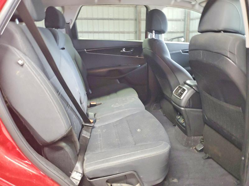 2017 Kia Sorento მანქანა იყიდება აუქციონზე, vin: 5XYPG4A32HG255717, აუქციონის ნომერი: 54827056