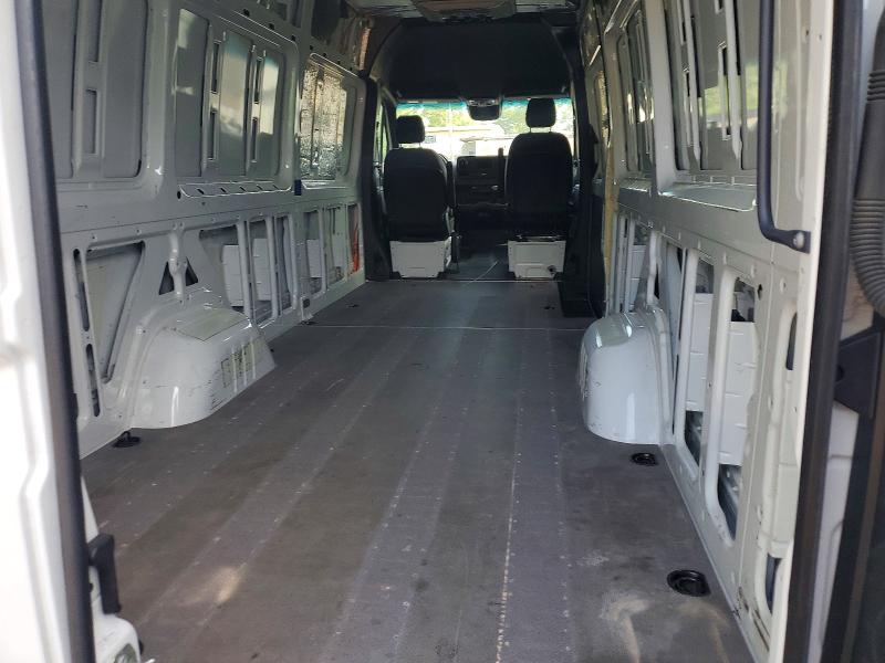 57048946 :رقم المزاد ، W1Y4NDHY3RP725788 vin ، 2024 Mercedes-benz Sprinter مزاد بيع