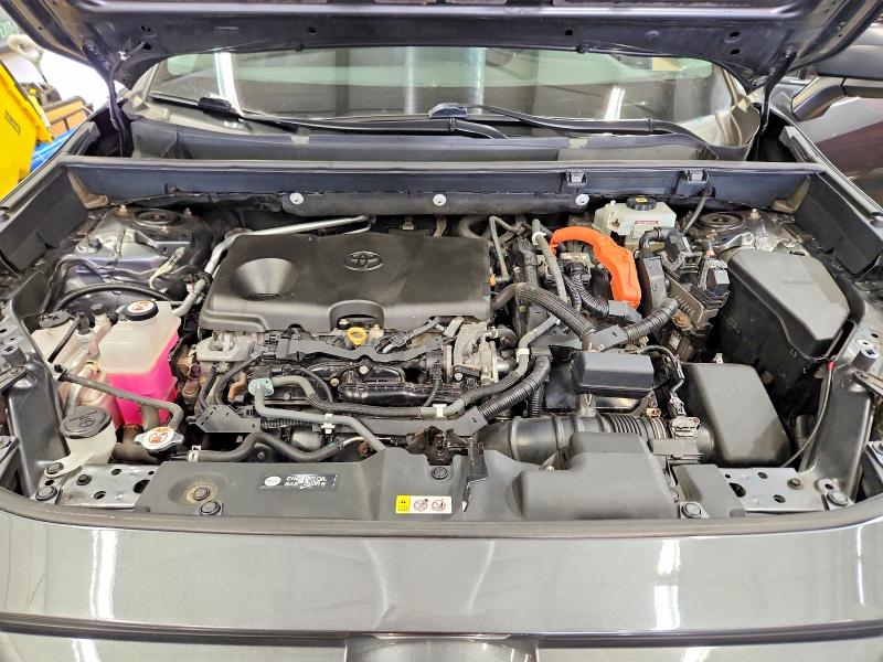 Продаж на аукціоні авто 2021 Toyota Rav4, vin: 4T3L6RFV1MU007415, номер лоту: 57156016