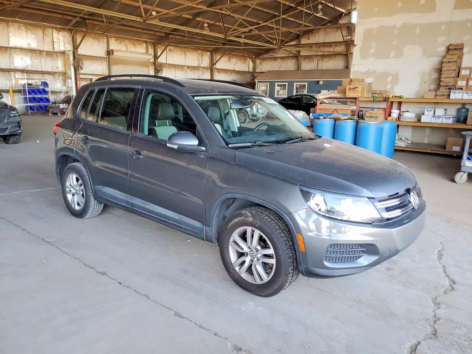 2016 Volkswagen Tiguan მანქანა იყიდება აუქციონზე, vin: WVGAV7AX1GW603004, აუქციონის ნომერი: 58148916