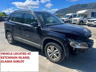 57114226 :رقم المزاد ، WVGBV7AX1HK023782 vin ، 2017 Volkswagen Tiguan مزاد بيع