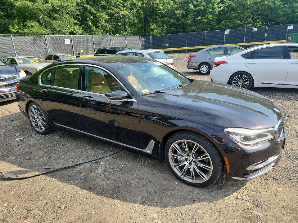 58247056 :رقم المزاد ، WBA7F2C54HG422224 vin ، 2017 Bmw 750 مزاد بيع