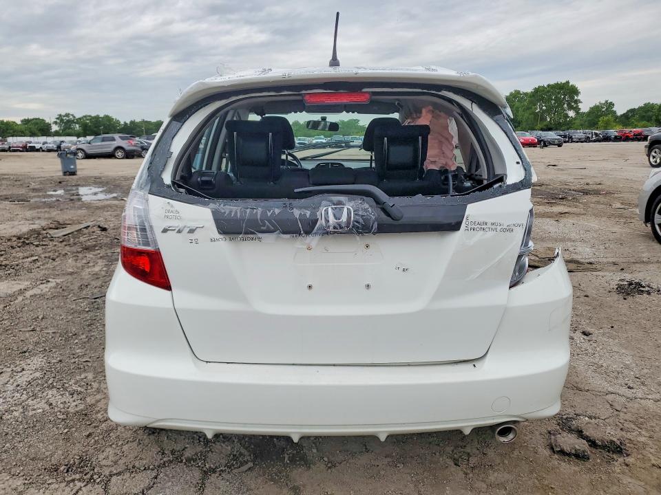 58431026 :رقم المزاد ، JHMGE8H50DC043996 vin ، 2013 Honda Fit مزاد بيع