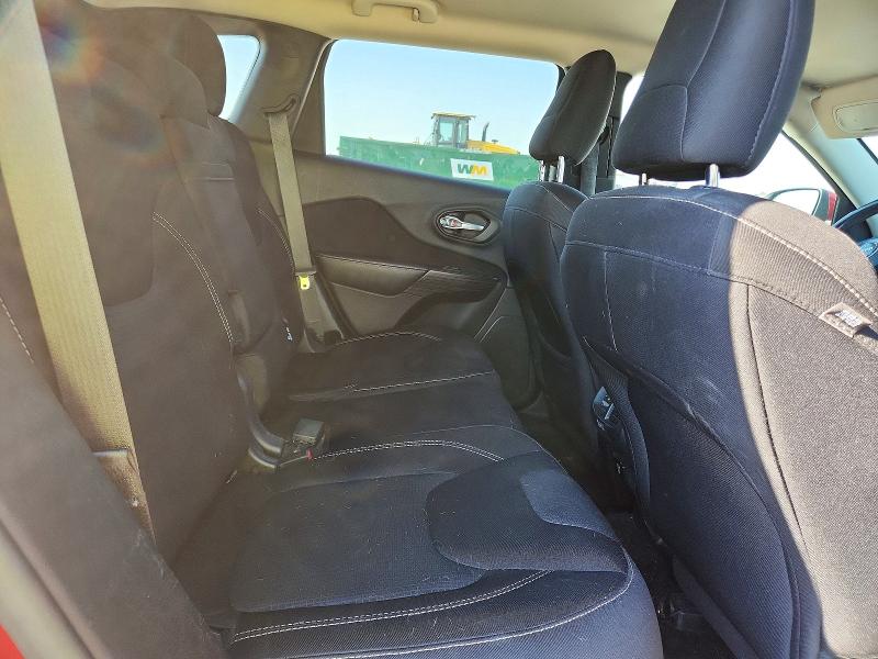 Продаж на аукціоні авто 2015 Jeep Cherokee, vin: 1C4PJLCB4FW572642, номер лоту: 59220856