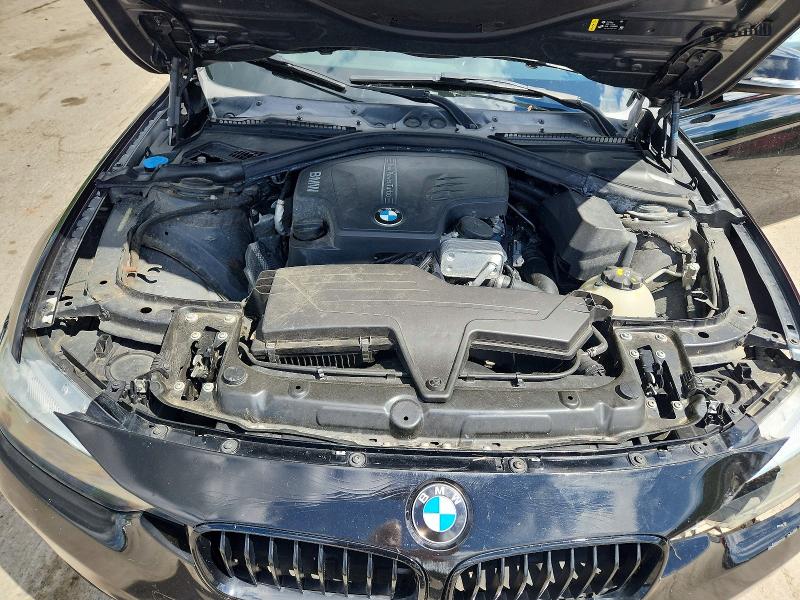 2017 Bmw 320 მანქანა იყიდება აუქციონზე, vin: WBA8E5G38HNU42666, აუქციონის ნომერი: 57640986