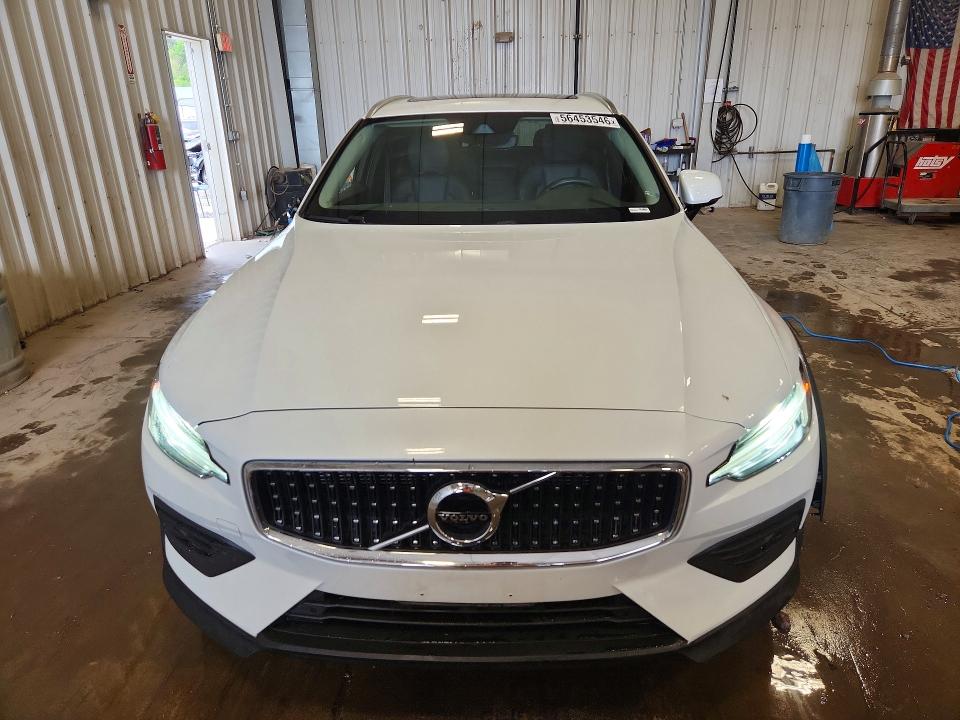 Продажа на аукционе авто 2020 Volvo V60 Cross Country, vin: YV4102WK3L1039587, номер лота: 56453546