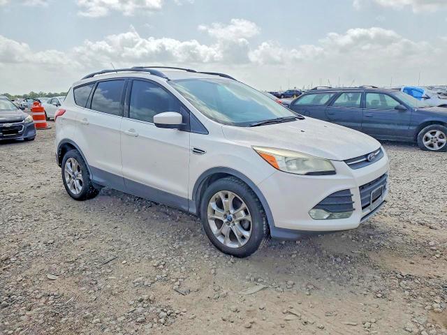 59120146 :رقم المزاد ، 1FMCU0GX7DUB94878 vin ، 2013 Ford Escape مزاد بيع