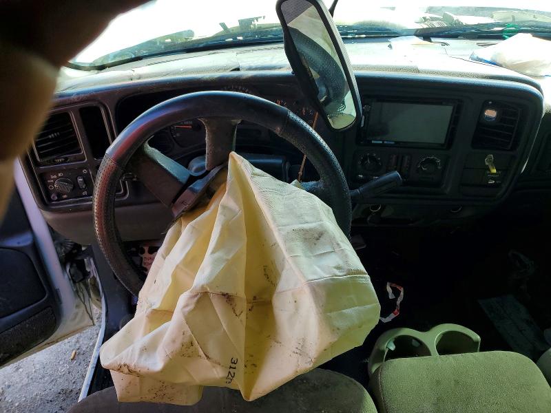 2003 Chevrolet Silverado მანქანა იყიდება აუქციონზე, vin: 1GCEC14TX3Z290786, აუქციონის ნომერი: 57338846