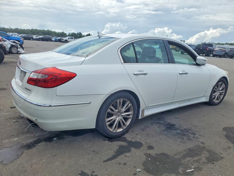 2013 Hyundai Genesis მანქანა იყიდება აუქციონზე, vin: KMHGC4DD5DU236860, აუქციონის ნომერი: 57528606