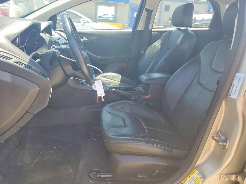 2015 Ford Focus მანქანა იყიდება აუქციონზე, vin: 1FADP3F24FL255545, აუქციონის ნომერი: 57161836