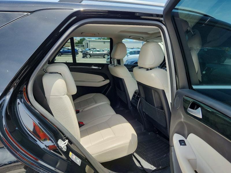 55432906 :رقم المزاد ، 4JGDA5JB1HA833531 vin ، 2017 Mercedes-benz Gle مزاد بيع