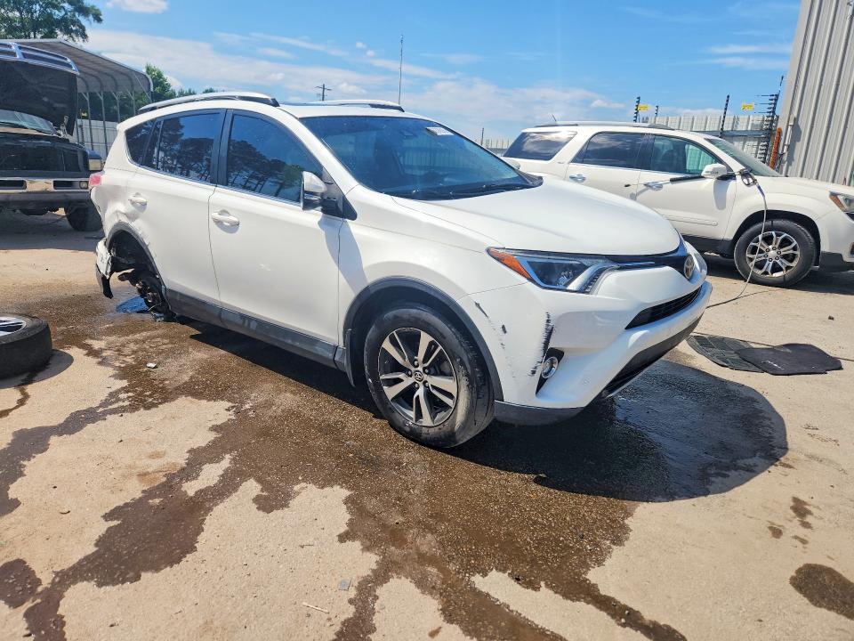 Продажа на аукционе авто 2017 Toyota Rav4, vin: JTMWFREVXHJ718551, номер лота: 56038916