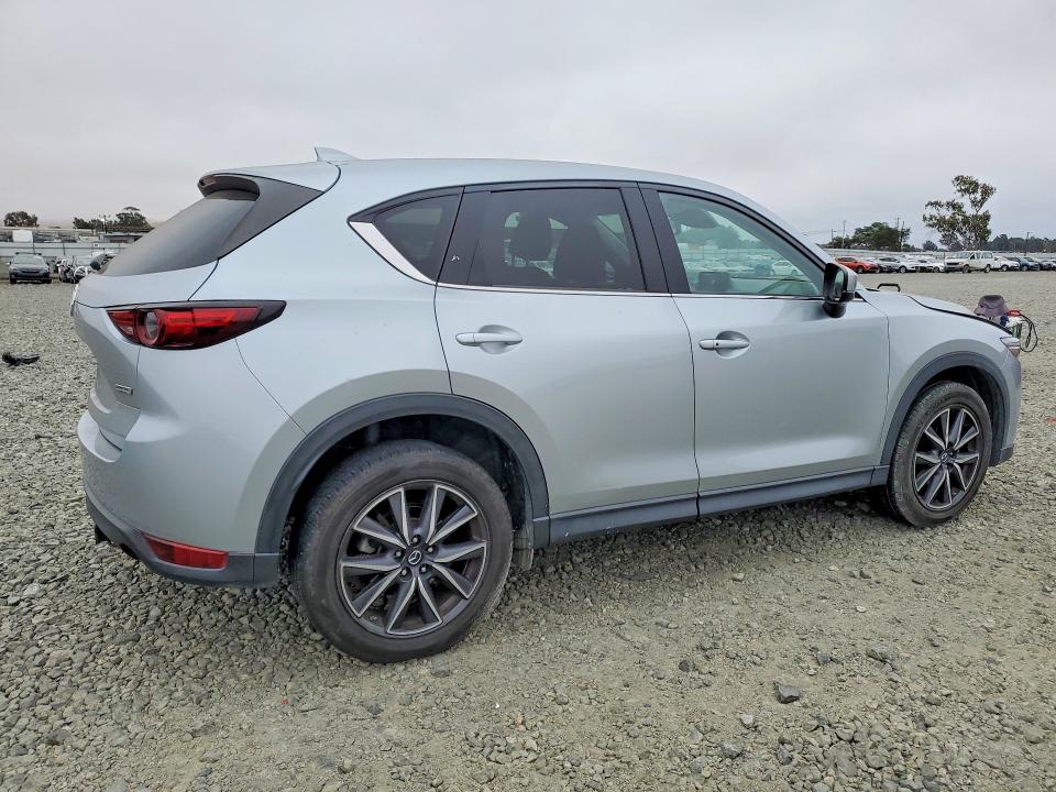Продаж на аукціоні авто 2018 Mazda Cx-5, vin: JM3KFBDM9J0433342, номер лоту: 58774826