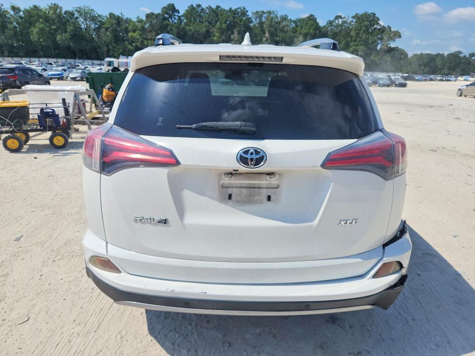 2017 Toyota Rav4 მანქანა იყიდება აუქციონზე, vin: JTMWFREV8HJ708018, აუქციონის ნომერი: 58540176