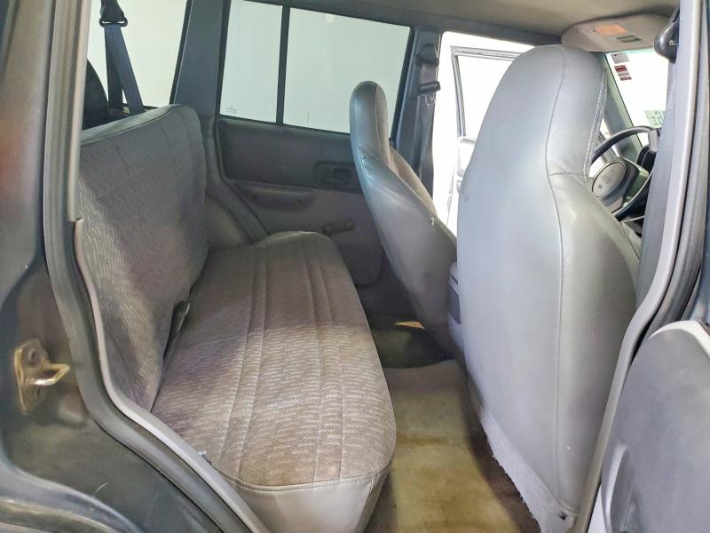 57303026 :رقم المزاد ، 1J4FT28S7WL118941 vin ، 1998 Jeep Cherokee مزاد بيع