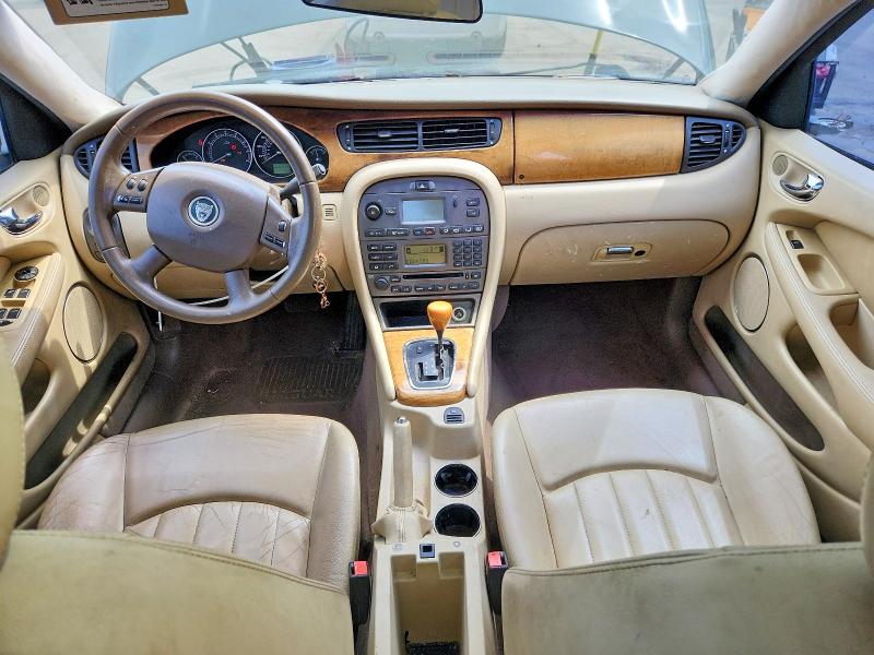 2004 Jaguar X-type მანქანა იყიდება აუქციონზე, vin: SAJEA52D74XD99510, აუქციონის ნომერი: 55860766