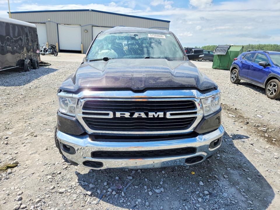 57569066 :رقم المزاد ، 1C6SRFMT2KN555938 vin ، 2019 Ram 1500 مزاد بيع