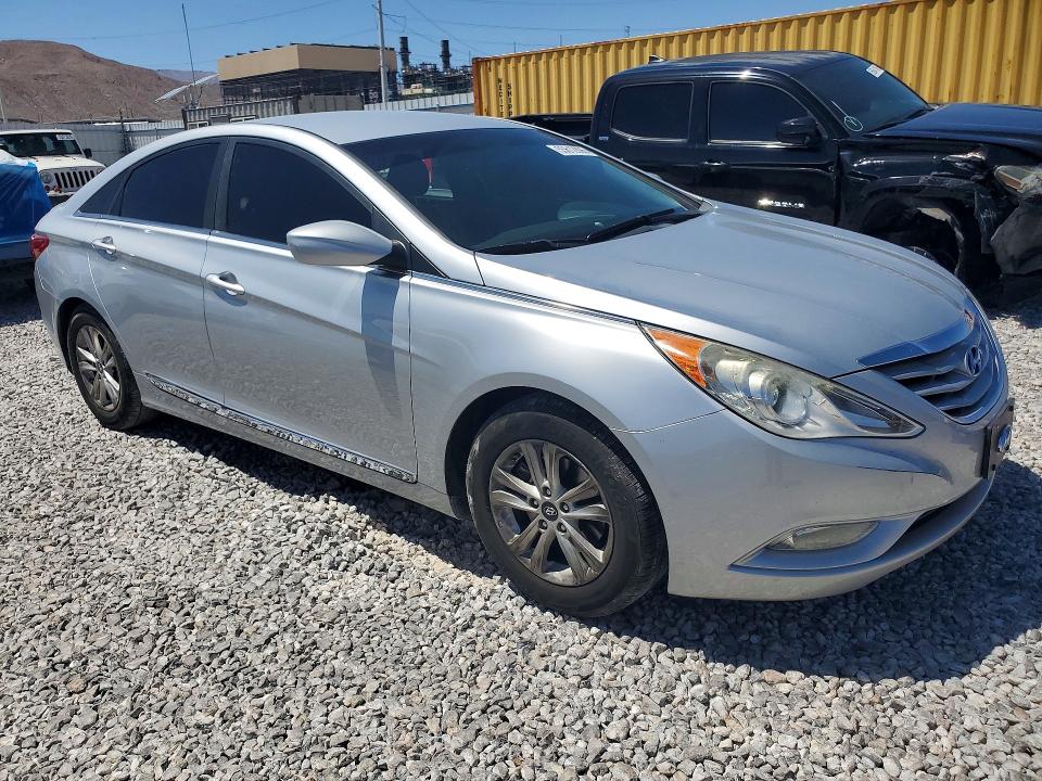 55612806 :رقم المزاد ، 5NPEB4ACXDH791355 vin ، 2013 Hyundai Sonata مزاد بيع