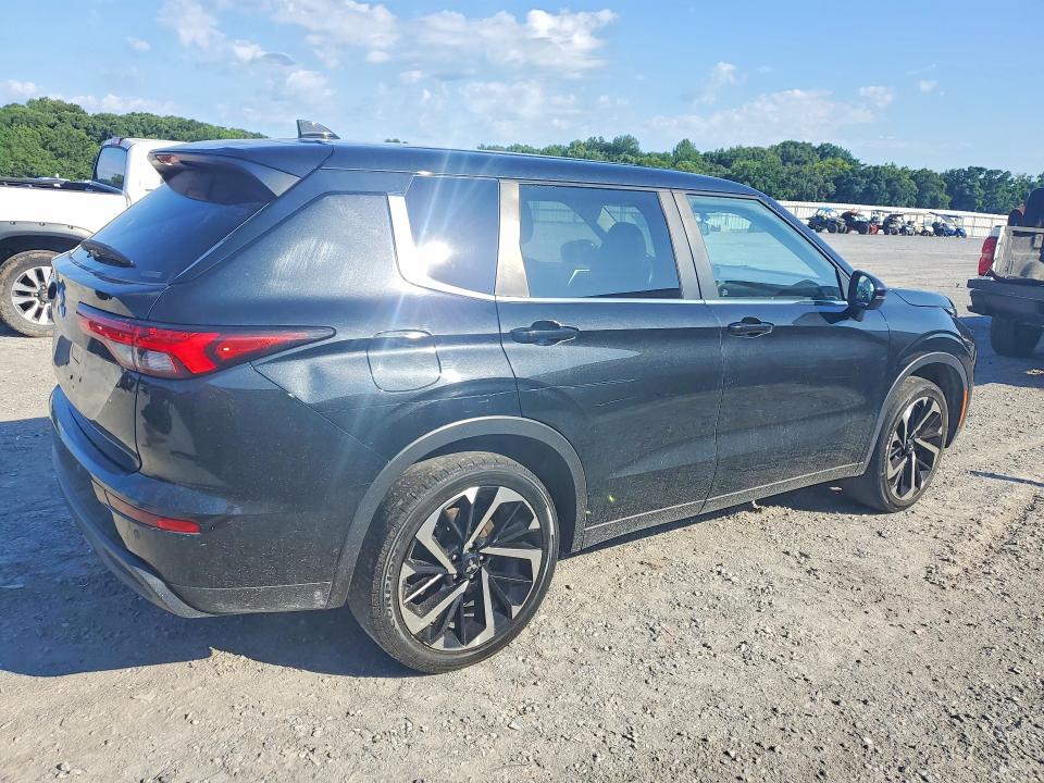 85611005 :رقم المزاد ، JA4J4TA81NZ001928 vin ، 2022 Mitsubishi Outlander مزاد بيع